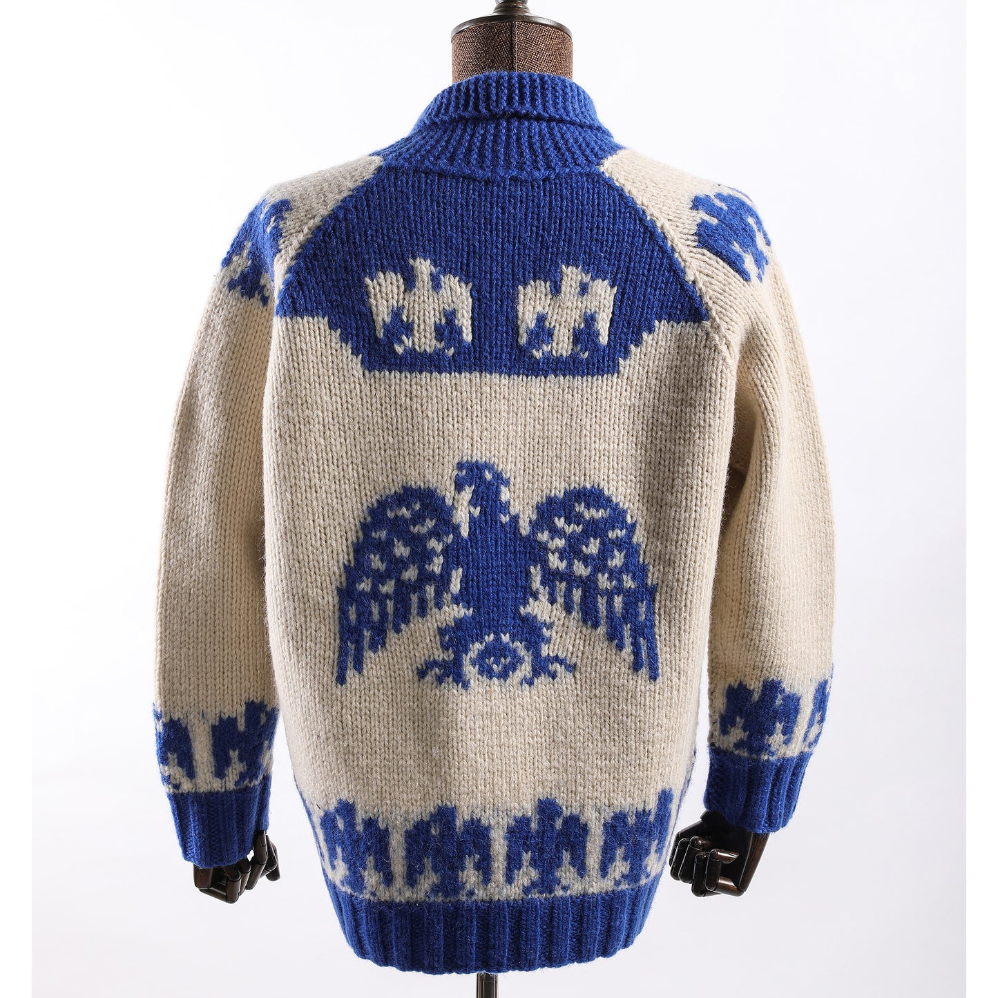 COWICHAN SWEATER